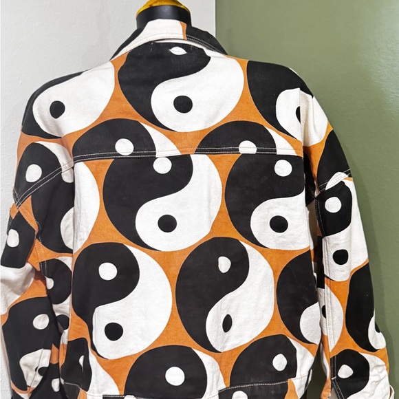 Yin-Yang Patterned Oversized Jacket - Picture 5 of 5